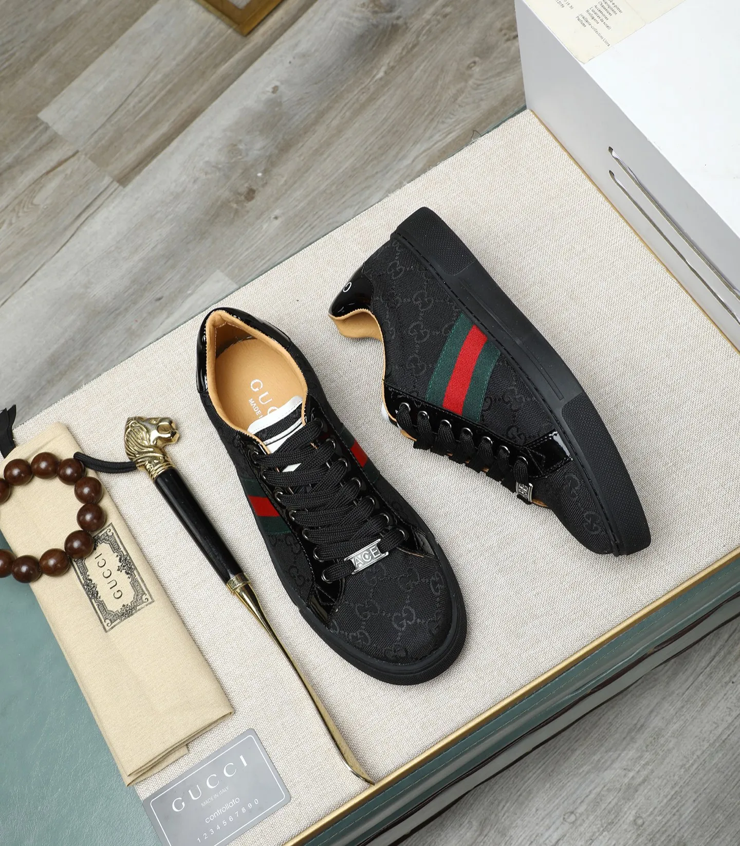 Men's shoes💰420 GUCCI🔍🔍latest spring style On sale at the same time at the counter, original calfskin imported from Italy, genuine leather lining, (high-end, luxury, and class) exquisite workmanship, soles: original soles specially provided by the original factory, ⚠Exclusive double-layer movable molded soles are super comfortable⚠, real photos🎬The real ones are better🔍🔍"High quality·Follow the order" code number 38-44